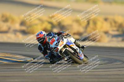 media/Nov-17-2024-CVMA (Sun) [[1fec520723]]/Race 18-Supersport Middleweight/